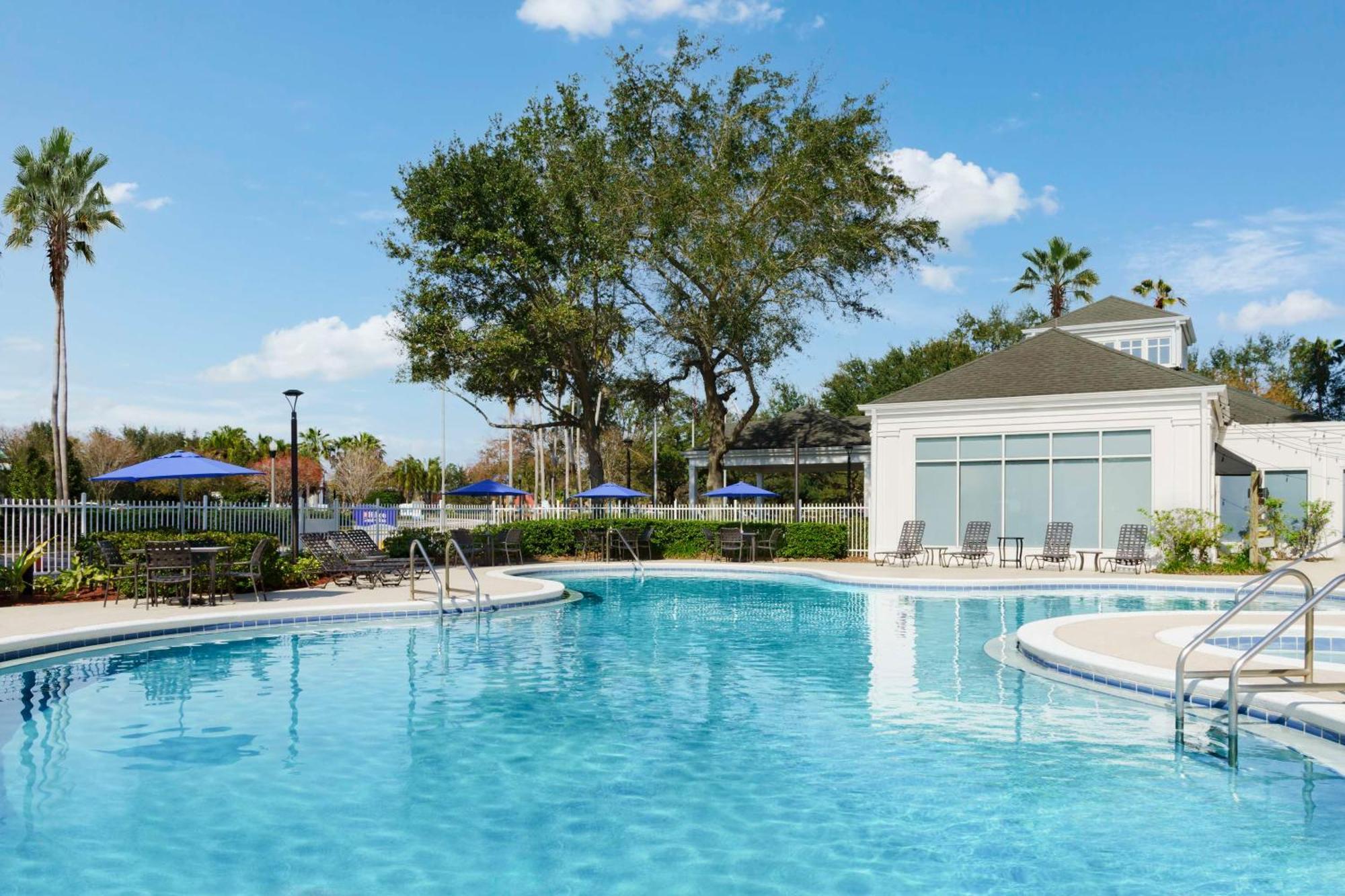 Hilton Garden Inn Orlando At Seaworld Exterior photo